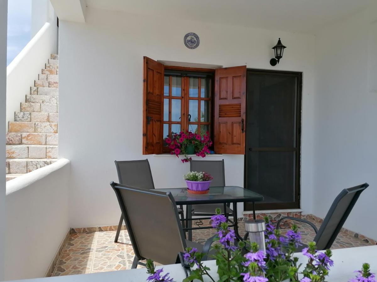 Athena'S Houses Skyros Ngoại thất bức ảnh