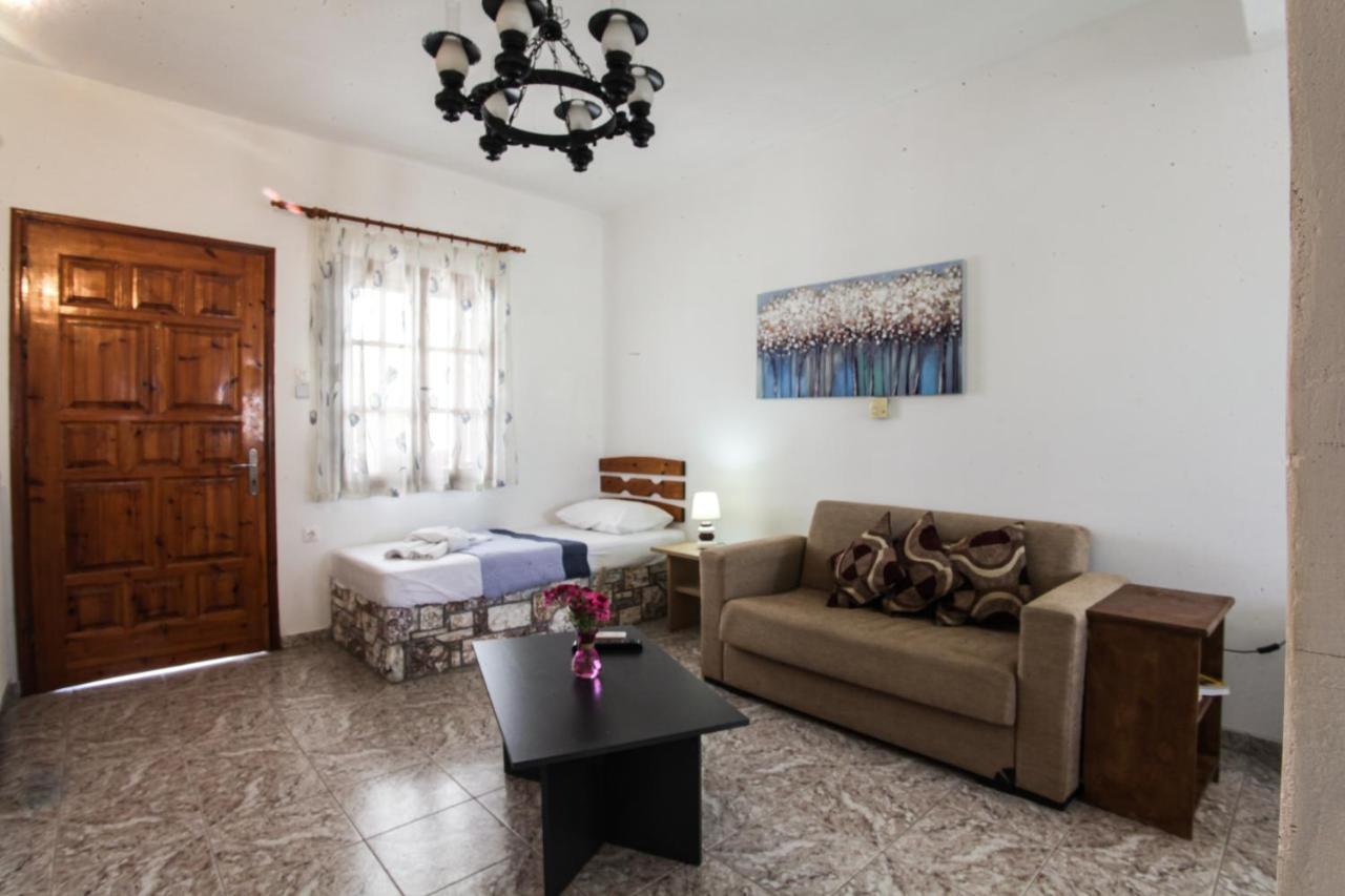 Athena'S Houses Skyros Ngoại thất bức ảnh