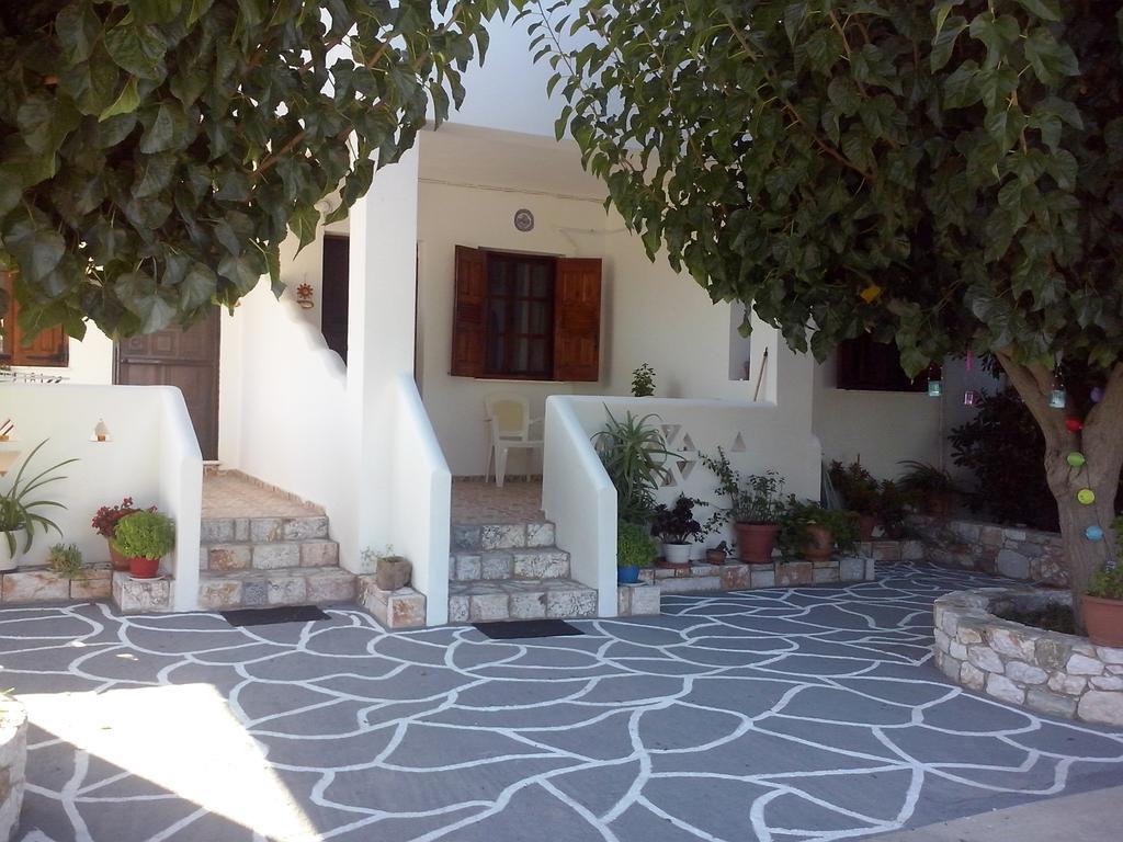 Athena'S Houses Skyros Ngoại thất bức ảnh