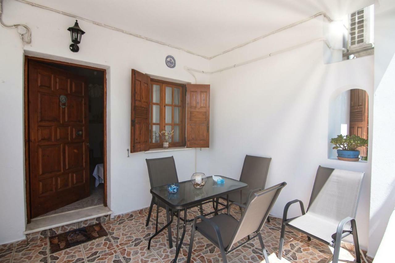 Athena'S Houses Skyros Ngoại thất bức ảnh